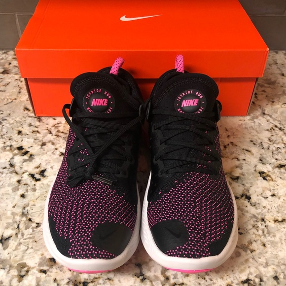 Nike Joyride Run Flyknit Shoes - Picture 4 of 7